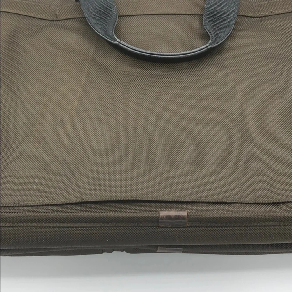 Tumi alpha pass®